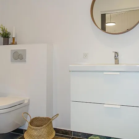 Lovely In With Kitchen